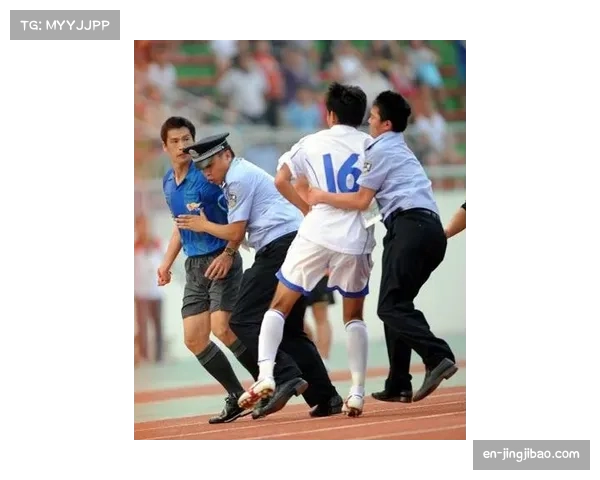 土超裁判职业化进程推进，判罚一致性与准确性受关注